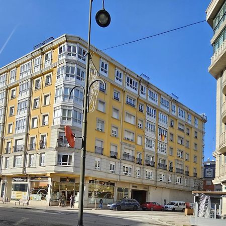 Apartamento Exclusivo Centrico Con Parking Estrella De Ribadeo II Exterior photo