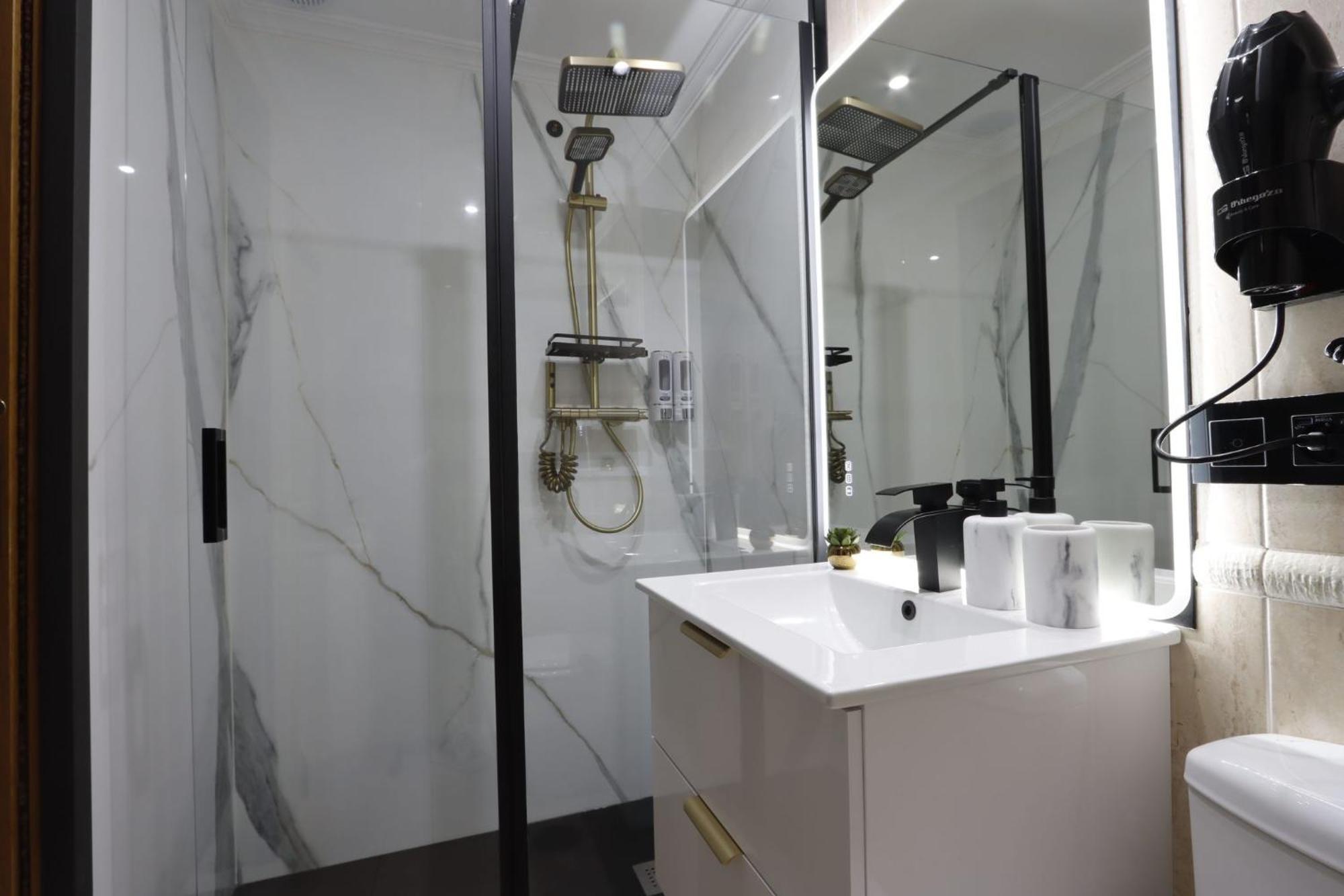 Apartamento Exclusivo Centrico Con Parking Estrella De Ribadeo II Exterior photo